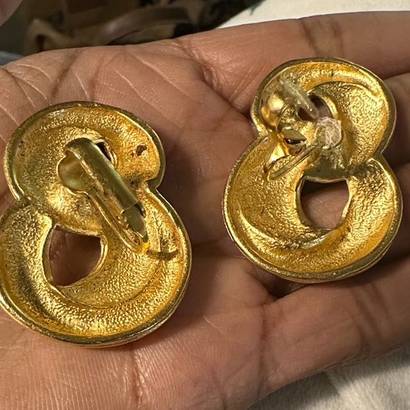 Vintage Gold Statement Earrings - Picture 3 of 10